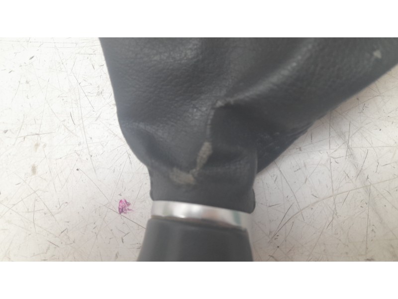 Recambio de pomo palanca cambio para volkswagen polo vi (aw1, bz1, ae1) 1.0 tsi referencia OEM IAM 2G1711113MIS  