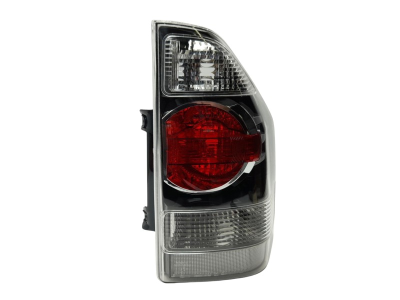 Recambio de piloto trasero derecho para mitsubishi montero (v80/v90) referencia OEM IAM 8330A600  108703450/16511532/3240506/MB1