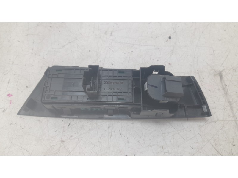 Recambio de mando elevalunas delantero izquierdo para volkswagen polo vi (aw1, bz1, ae1) 1.0 tsi referencia OEM IAM 5G0959857F  