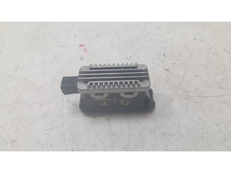 Recambio de modulo electronico para skoda karoq (nu7, nd7) 1.5 tsi referencia OEM IAM 5E3052133  