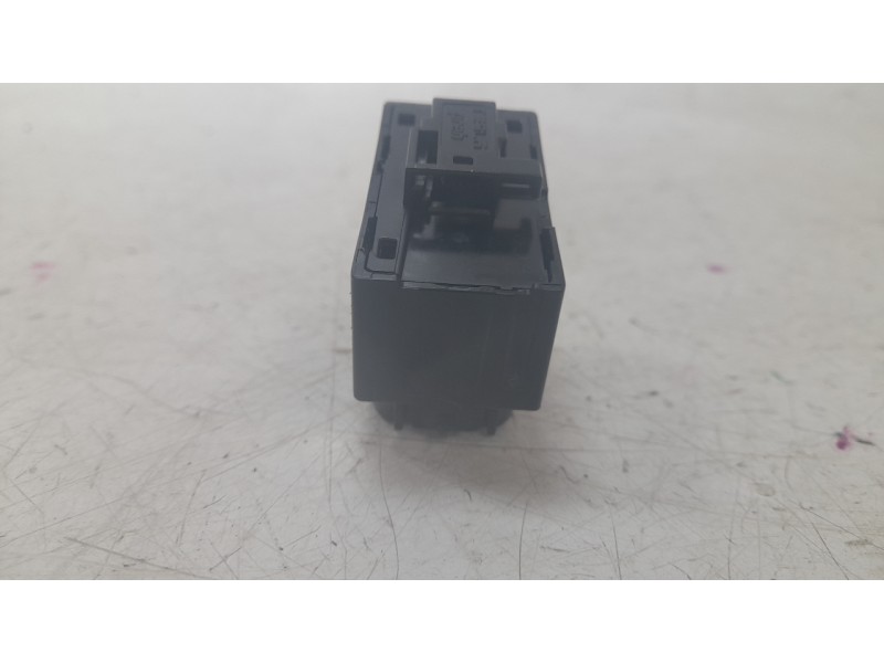 Recambio de mando elevalunas trasero derecho para tesla model 3 ev referencia OEM IAM 108103802F  