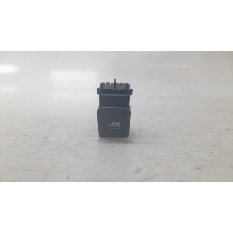 Recambio de mando elevalunas trasero derecho para skoda karoq (nu7, nd7) 1.5 tsi referencia OEM IAM 5G0959855K  