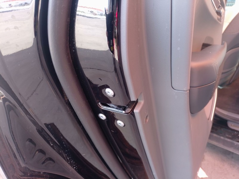Recambio de cerradura puerta trasera izquierda para kia ev9 100 gt-line awd referencia OEM IAM   