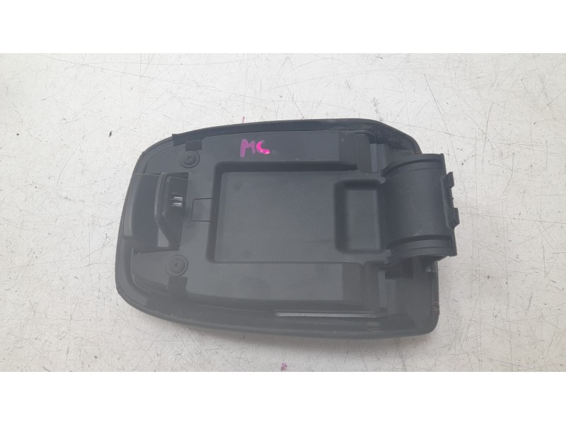 Recambio de apoyabrazos central para ford kuga titanium referencia OEM IAM 2719582  