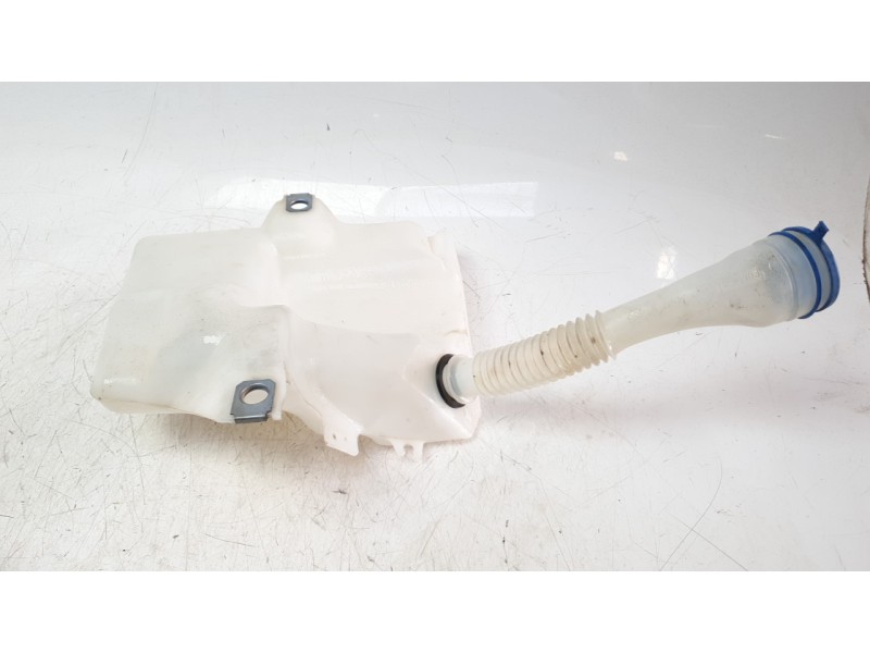 Recambio de deposito limpia para ford c-max (ceu) business edition referencia OEM IAM AV6117B613A  