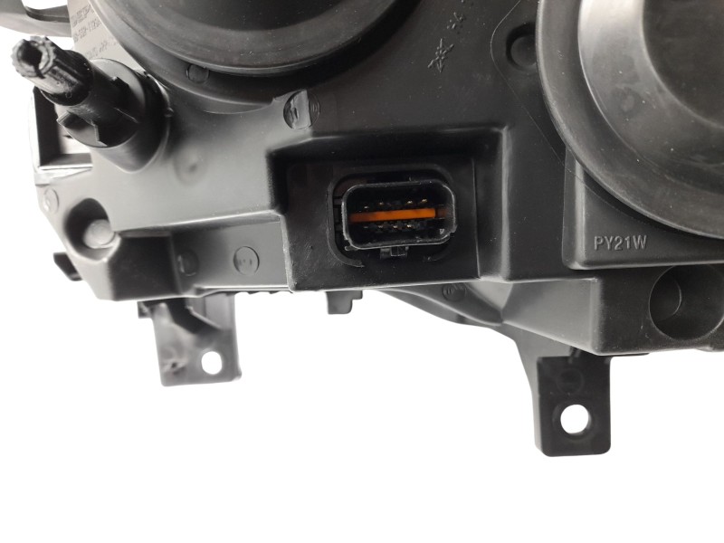 Recambio de faro derecho para peugeot partner kasten referencia OEM IAM 6206K4  10117430001/11223802/5280032/PG9084813