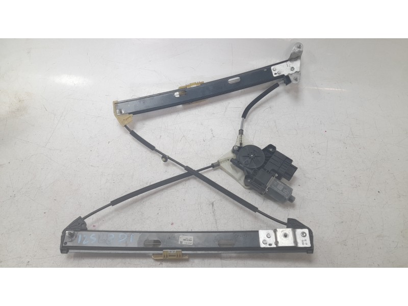 Recambio de elevalunas delantero izquierdo para volkswagen polo vi (aw1, bz1, ae1) 1.0 tsi referencia OEM IAM 2G4837461B 0130822