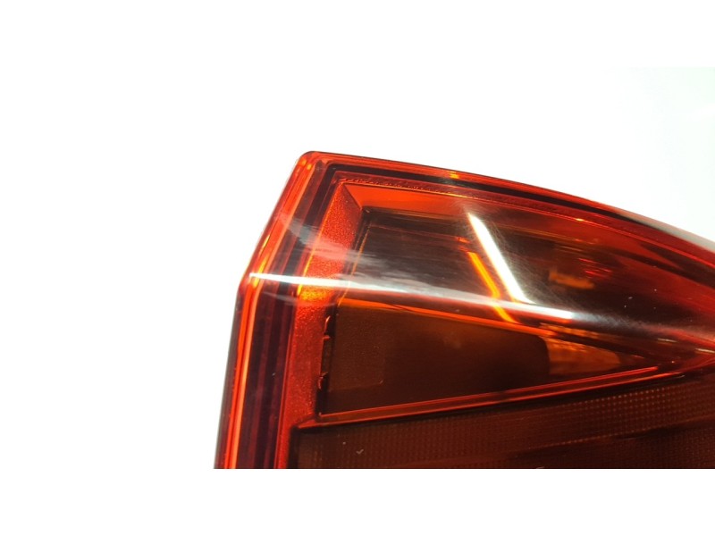 Recambio de piloto trasero derecho para bmw x1 (e84) xdrive 20d referencia OEM IAM 63212990110 103F06241772 