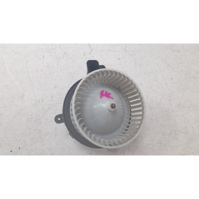 Recambio de ventilador calefaccion para volkswagen polo vi (aw1, bz1, ae1) 1.0 tsi referencia OEM IAM 2Q1819021B GT858003 34534/