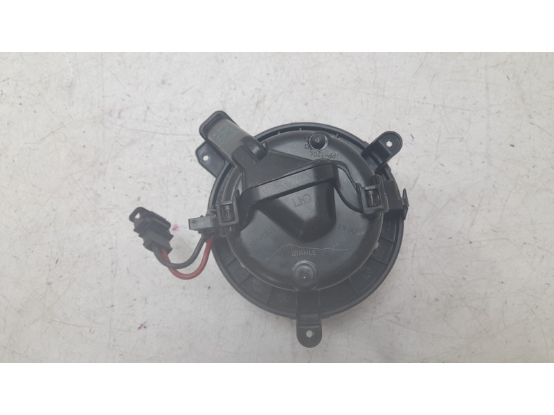Recambio de ventilador calefaccion para volkswagen polo vi (aw1, bz1, ae1) 1.0 tsi referencia OEM IAM 2Q1819021B GT858003 34534/