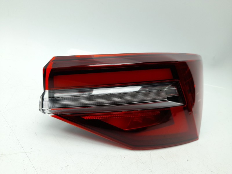 Recambio de piloto trasero derecho para skoda karoq (nu7, nd7) 1.5 tsi referencia OEM IAM 57A945208C  