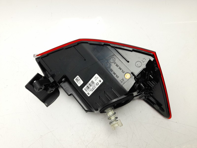 Recambio de piloto trasero derecho para skoda karoq (nu7, nd7) 1.5 tsi referencia OEM IAM 57A945208C  