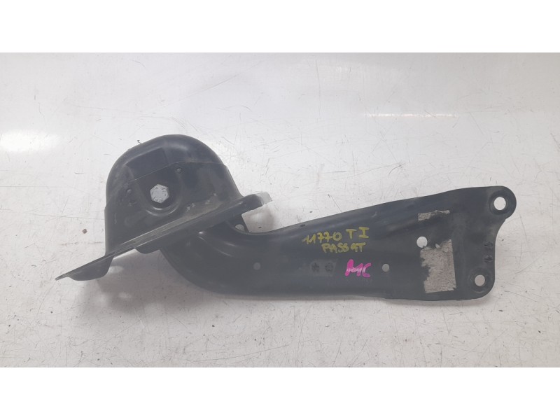 Recambio de brazo suspension inferior trasero izquierdo para volkswagen passat variant (cb5) r-line referencia OEM IAM 1K0505129