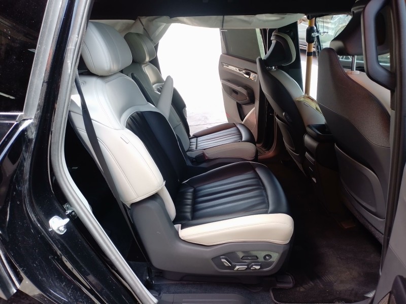 Recambio de asientos traseros para kia ev9 100 gt-line awd referencia OEM IAM   