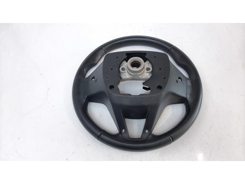 Recambio de volante para hyundai tucson 1.6 cat referencia OEM IAM 56110D7AH0TRY  