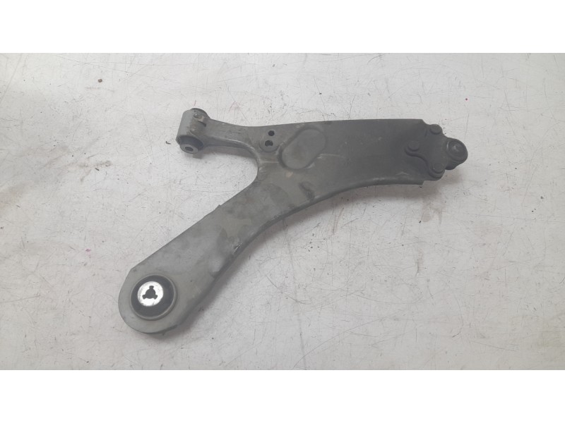 Recambio de brazo suspension inferior delantero izquierdo para ds ds 3 / ds 3 crossback (ur_, uc_, uj_) 1.5 bluehdi 100 referenc