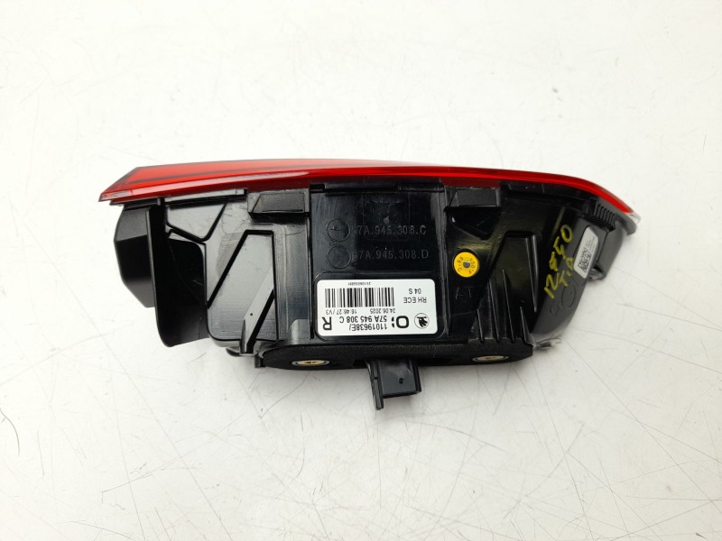 Recambio de piloto trasero derecho interior para skoda karoq (nu7, nd7) 1.5 tsi referencia OEM IAM 57A945308C  