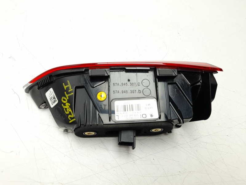 Recambio de piloto trasero izquierdo interior para skoda karoq (nu7, nd7) 1.5 tsi referencia OEM IAM 57A945307C  