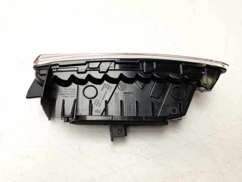 Recambio de piloto trasero izquierdo interior para skoda karoq (nu7, nd7) 1.5 tsi referencia OEM IAM 57A945307C  