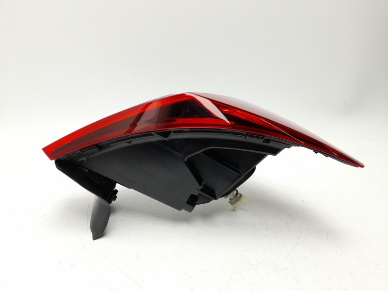 Recambio de piloto trasero izquierdo para skoda karoq (nu7, nd7) 1.5 tsi referencia OEM IAM 57A945207C  