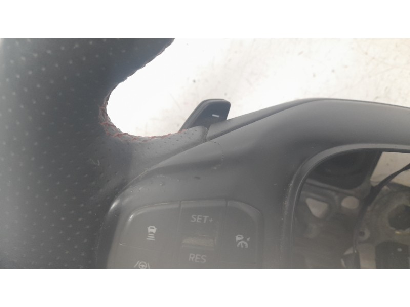 Recambio de volante para ford kuga titanium referencia OEM IAM PV4B3600DYA3GRX  