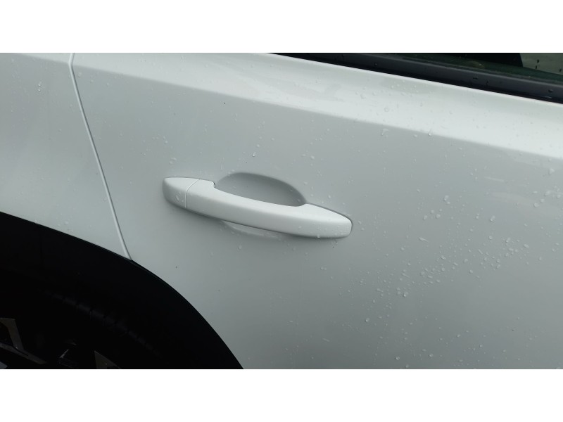 Recambio de maneta exterior trasera derecha para renault 4 e-tech 120 referencia OEM IAM   