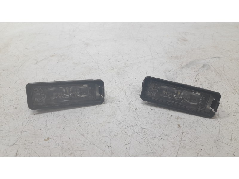 Recambio de piloto matricula para volkswagen polo vi (aw1, bz1, ae1) 1.0 tsi referencia OEM IAM 3G5943021  