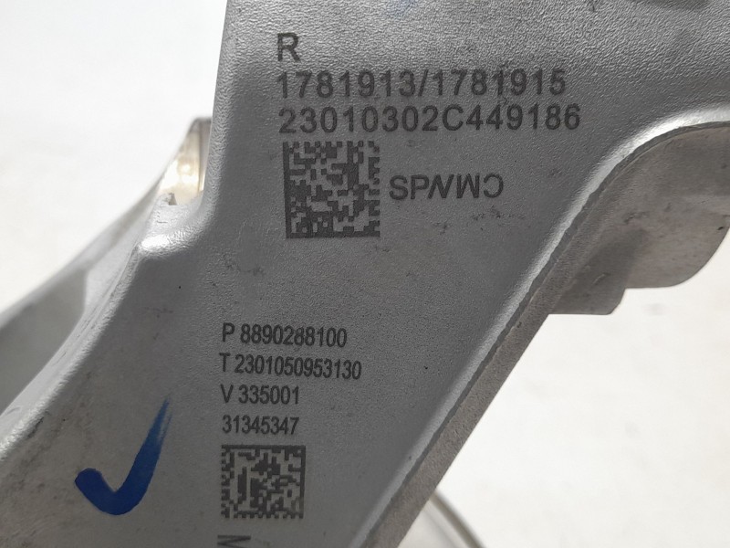 Recambio de mangueta delantera derecha para smart 1 ev a las 4 ruedas referencia OEM IAM P8890324367  