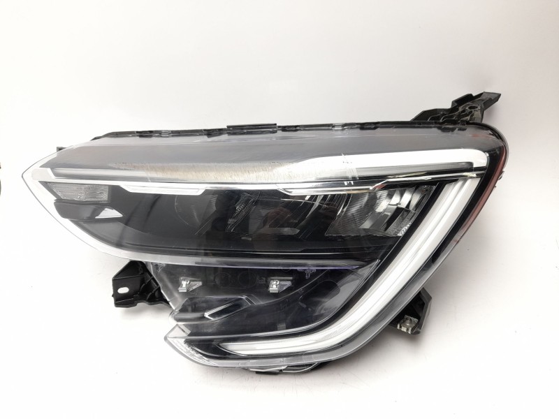 Recambio de faro izquierdo para renault arkana i (lcm_, ldn_) 1.3 tce 140 (ldn0) referencia OEM IAM 260605973R  