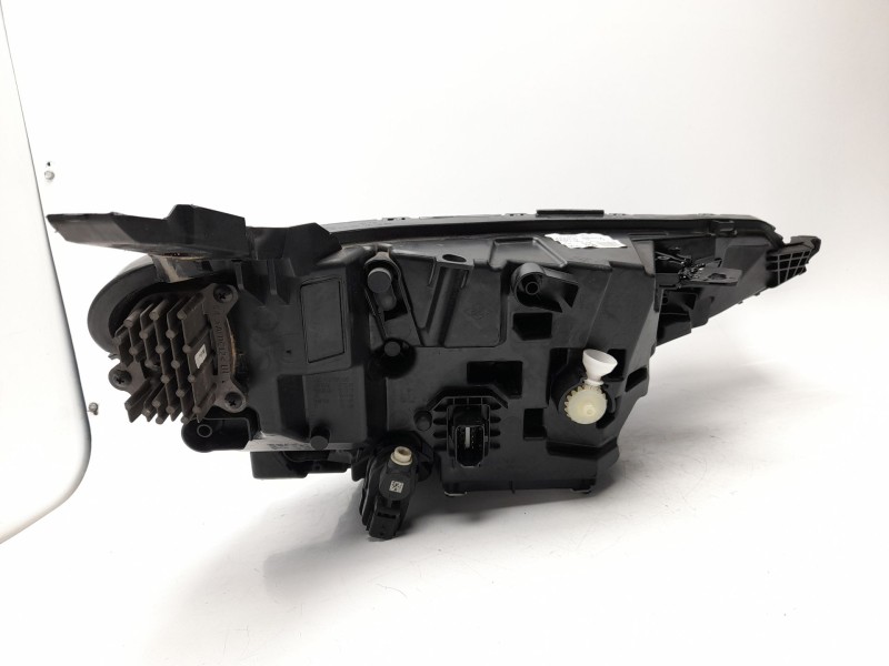 Recambio de faro izquierdo para renault arkana i (lcm_, ldn_) 1.3 tce 140 (ldn0) referencia OEM IAM 260605973R  