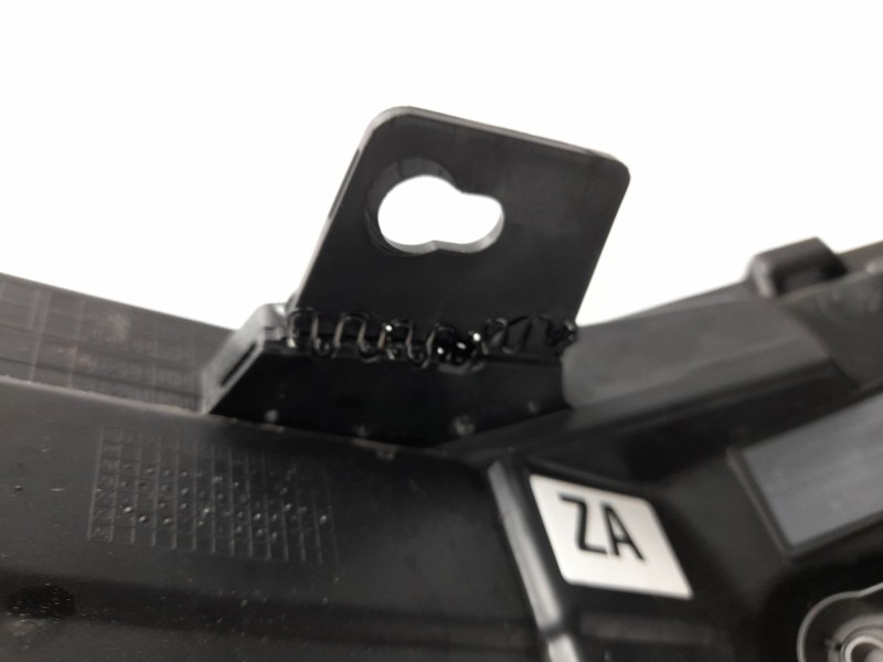 Recambio de faro izquierdo para renault arkana i (lcm_, ldn_) 1.3 tce 140 (ldn0) referencia OEM IAM 260605973R  