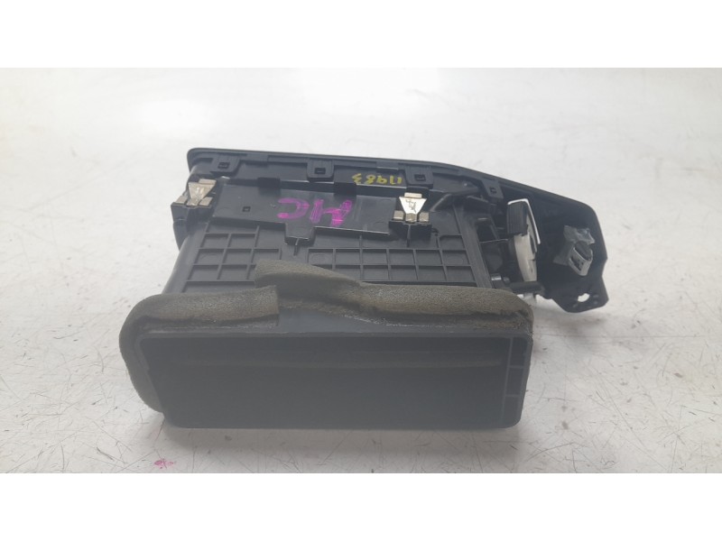 Recambio de aireador derecho para ford kuga titanium referencia OEM IAM JX7B19893C  