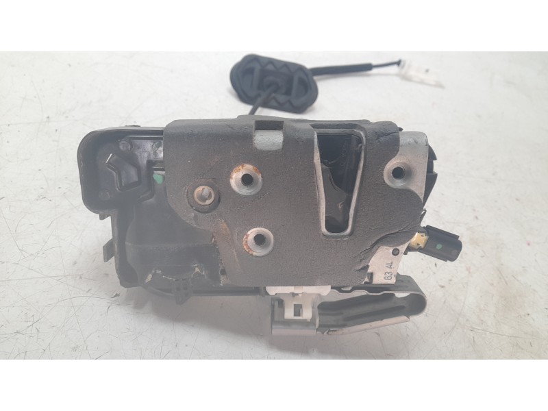 Recambio de cerradura puerta delantera izquierda para ford kuga titanium referencia OEM IAM LV4BS264A27BD  