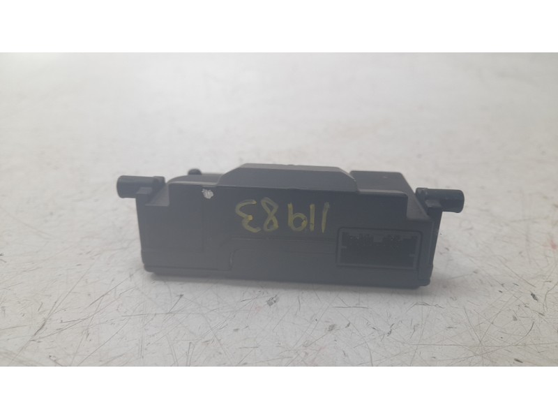 Recambio de camara vision frontal para ford kuga titanium referencia OEM IAM LV4T19H406CE  