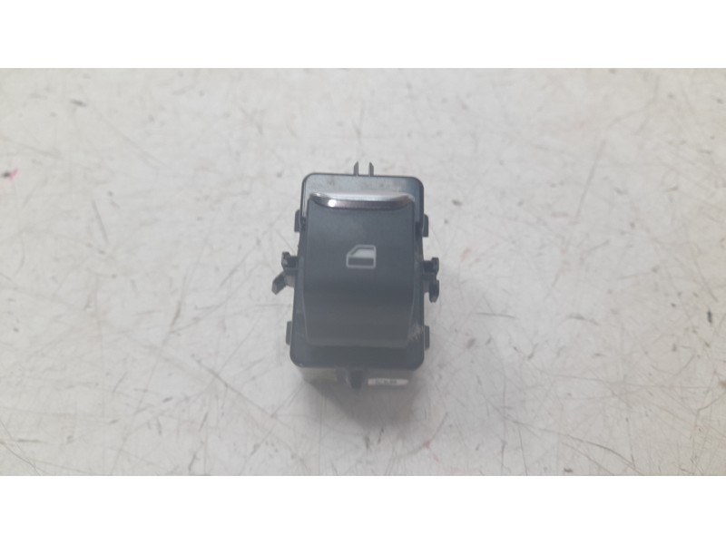 Recambio de mando elevalunas delantero derecho para ford kuga titanium referencia OEM IAM LB5T14529AAW  