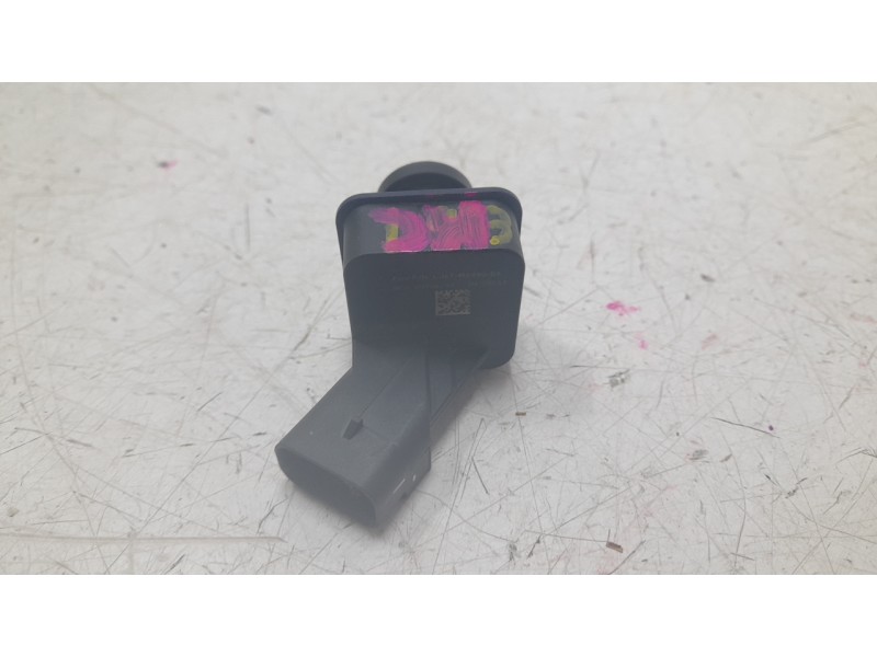 Recambio de camara vision trasera para ford kuga titanium referencia OEM IAM LJ6T19G490BA  