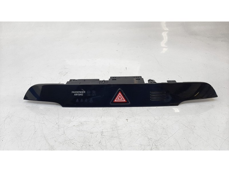 Recambio de warning para hyundai tucson 1.6 cat referencia OEM IAM 93700D7100  