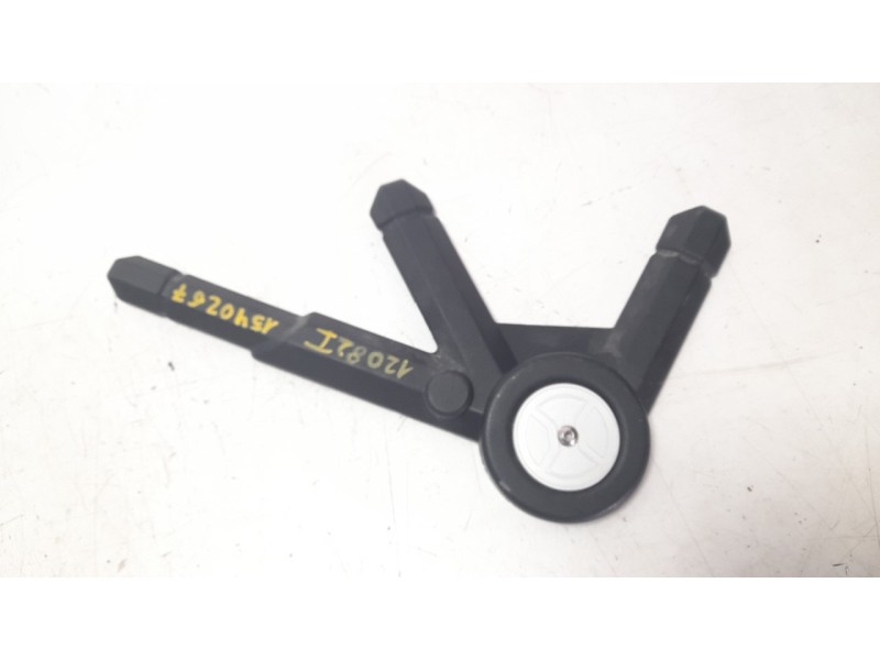 Recambio de moldura para bmw r 1250 r 1250 gs adventure referencia OEM IAM 46518560671  