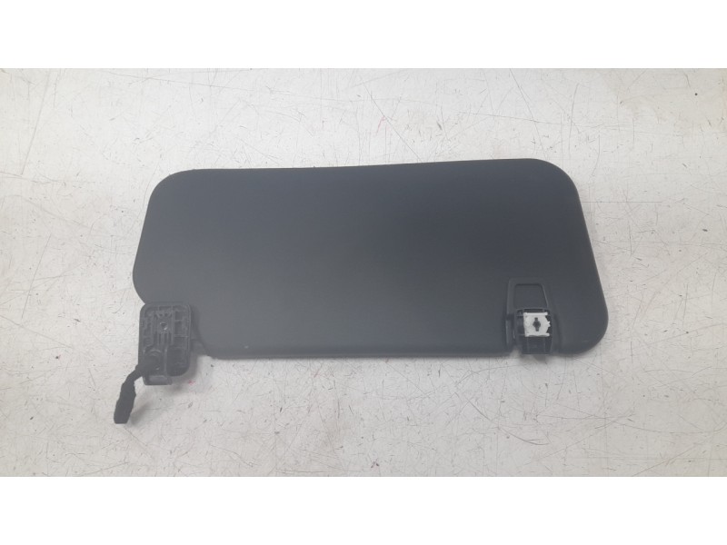 Recambio de parasol izquierdo para ford kuga titanium referencia OEM IAM 2644001  