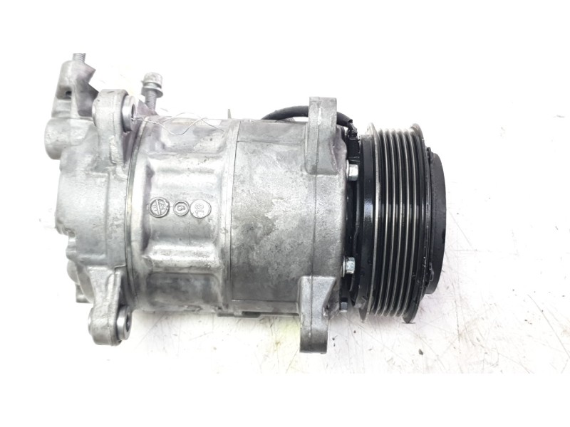 Recambio de compresor aire acondicionado para bmw x1 (f48) sdrive 18 d referencia OEM IAM 64525A5C710  CAF980057HQ/CAF980057BM/3