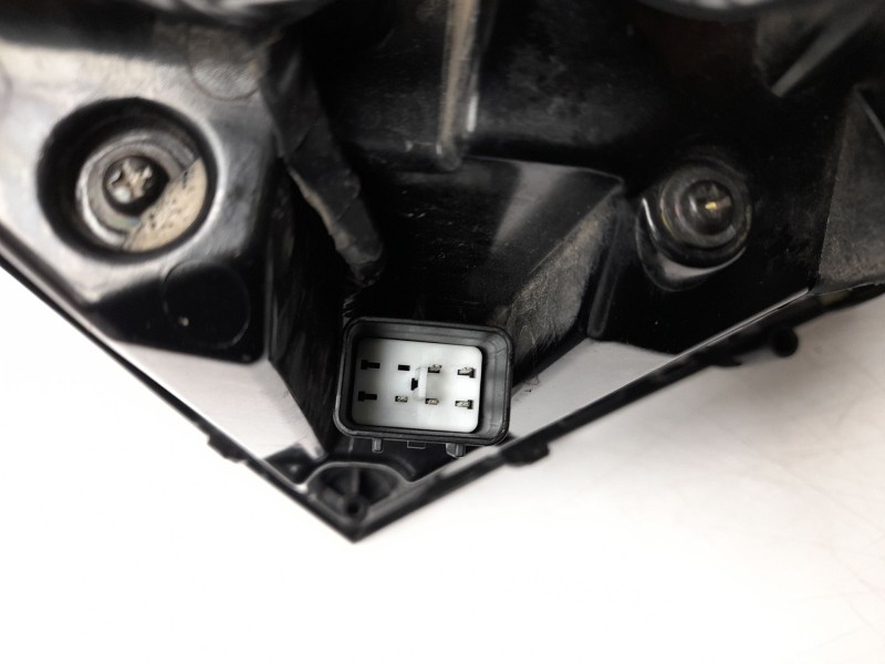 Recambio de piloto trasero izquierdo paragolpes para hyundai kona (os, ose, osi) 1.6 gdi hybrid referencia OEM IAM 92405BE000  