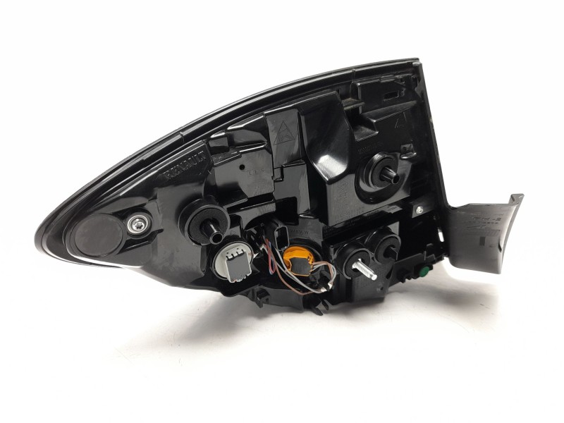 Recambio de piloto trasero derecho para renault captur e-tech hybrid referencia OEM IAM 265504880R  