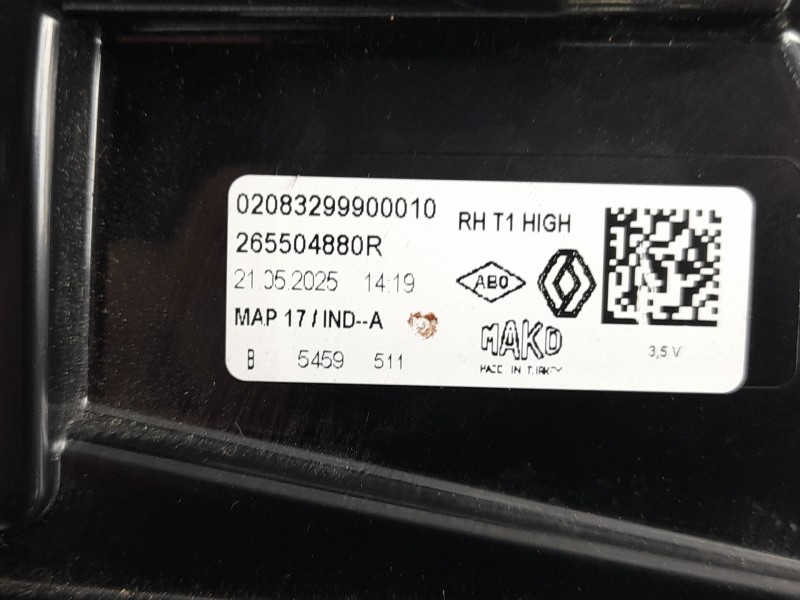 Recambio de piloto trasero derecho para renault captur e-tech hybrid referencia OEM IAM 265504880R  