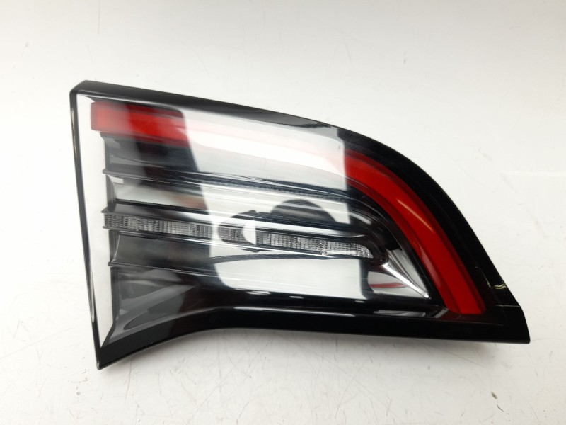 Recambio de piloto trasero izquierdo interior para tesla model 3 ev referencia OEM IAM 107740300C  1102TZ015342911/1500503