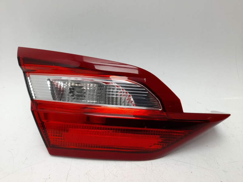 Recambio de piloto trasero izquierdo interior para ford fiesta vii (hj, hf) 1.0 ecoboost referencia OEM IAM H1BB13A603AH  