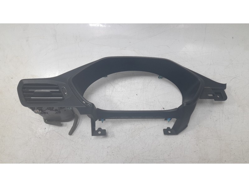 Recambio de moldura para ford kuga titanium referencia OEM IAM LV4BS044D70  