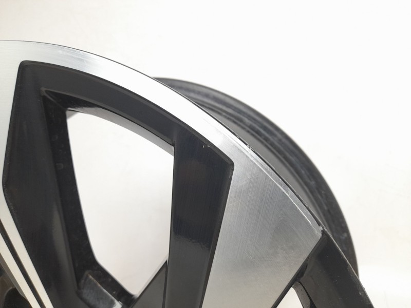 Recambio de llanta para renault arkana i (lcm_, ldn_) 1.3 tce 140 (ldn0) referencia OEM IAM 403001407R  