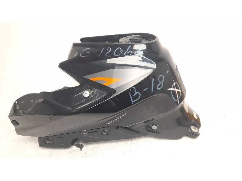 Recambio de deposito combustible para ktm super duke 1290 super duke r referencia OEM IAM 61407013100 61307013144CBA 