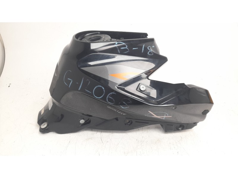 Recambio de deposito combustible para ktm super duke 1290 super duke r referencia OEM IAM 61407013100 61307013144CBA 