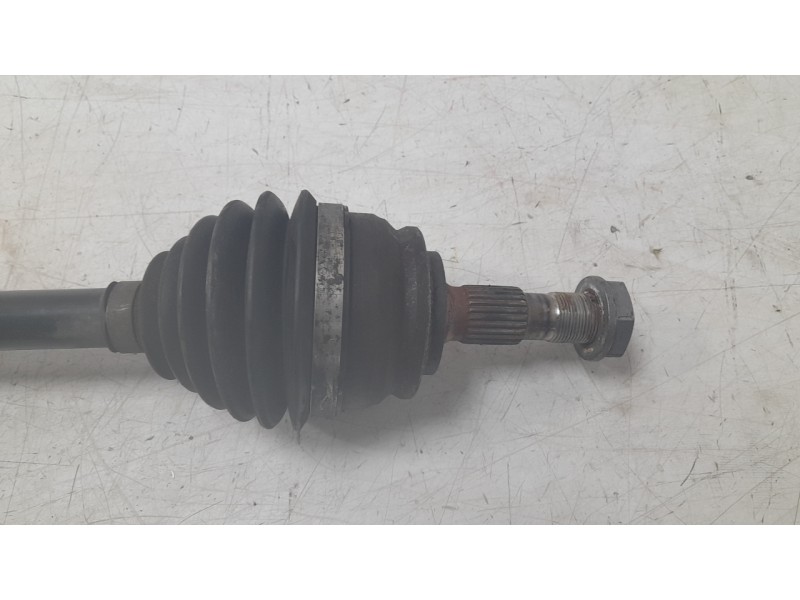 Recambio de transmision delantera izquierda para ds ds 3 / ds 3 crossback (ur_, uc_, uj_) 1.5 bluehdi 100 referencia OEM IAM 982
